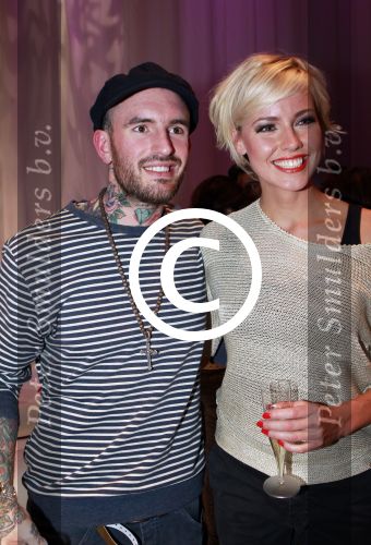 Amsterdam 19 maart 2012
Modeshow Jos v Raak in westergasfabriek met div Bn ers. Ben Saunders met 1 van de modellen
Peter Smulders bv