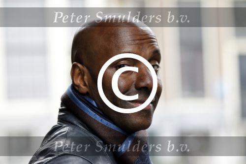 Amsterdam 29 maart 2012
Presentatie goodie bags bedrijf in hotel the grand met div bn ers. Carlos Lens
Peter Smulders bv