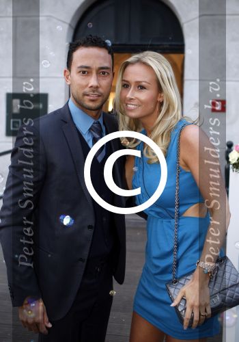Amsterdam 5 april 2012
Najib Amhali en zijn vrouw Niama Elbhari trouwen bij het scheepvaartmuseum. Danny landzaat met vrouw
Peter Smulders bv
