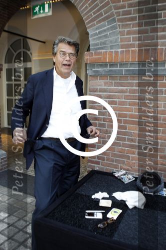 Amsterdam 27 maart 2012
Presentatie de schat van de oranje in het scheepvaartmuseum. Emile Ratelband
Peter Smulders bv