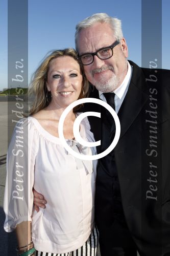 Leiden Valkenburg 25 maart 2012
500e voorstelling van Soldaat van oranje. Ernst daniel Smid met zijn vrouw
Peter Smulders bv