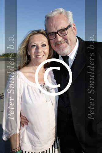 Leiden Valkenburg 25 maart 2012
500e voorstelling van Soldaat van oranje. Ernst daniel Smid met zijn vrouw
Peter Smulders bv
