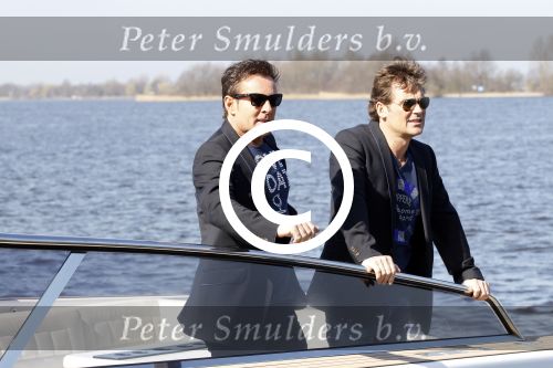Loosdrecht 22 maart 2012
Gerard Joling Jeroen v d Boom en Rene Froger op von Dutch boot bij presentatie bij het witte huis van hun Toppers concerten in de arena.
Peter Smulders bv