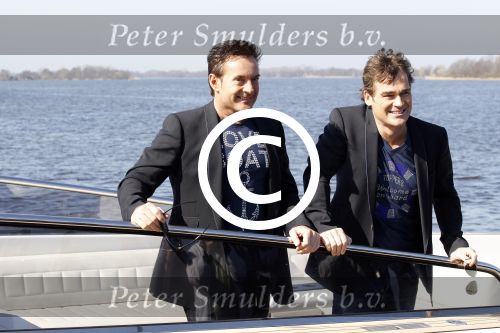Loosdrecht 22 maart 2012
Gerard Joling Jeroen v d Boom en Rene Froger op von Dutch boot bij presentatie bij het witte huis van hun Toppers concerten in de arena.
Peter Smulders bv