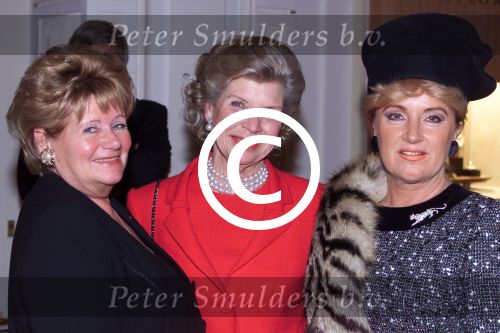 Amsterdam 13 maart 2000

Modeshow Frans Molenaar in het Amstel Hotel.

Mevr. Heyn met 2 vriendinnen

Peter Smulders BV