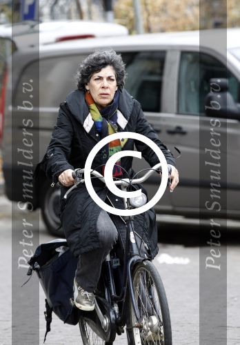 Amsterdam 30 maart 2012
Hanneke Groenteman op de fiets in Amsterdam.
Peter Smulders bv