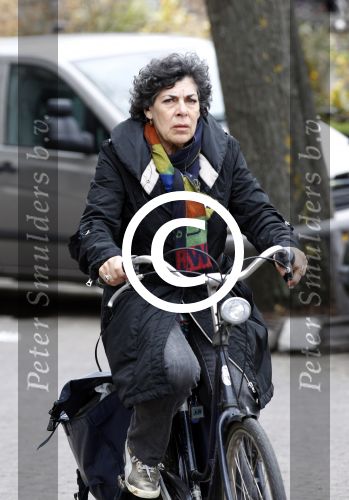 Amsterdam 30 maart 2012
Hanneke Groenteman op de fiets in Amsterdam.
Peter Smulders bv