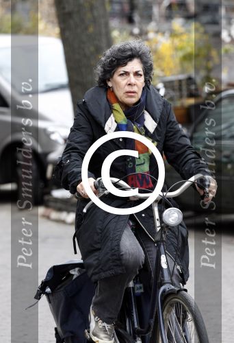 Amsterdam 30 maart 2012
Hanneke Groenteman op de fiets in Amsterdam.
Peter Smulders bv