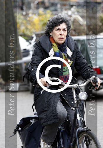 Amsterdam 30 maart 2012
Hanneke Groenteman op de fiets in Amsterdam.
Peter Smulders bv