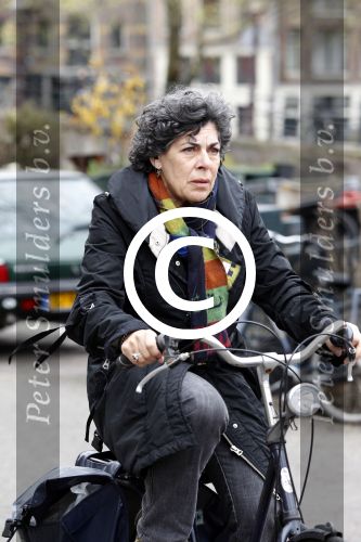 Amsterdam 30 maart 2012
Hanneke Groenteman op de fiets in Amsterdam.
Peter Smulders bv