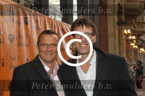 Amsterdam, 16 April 2012
Uitreiking Annie MG Smidt prijs in het Nieuwe LaMar theater
Hans Schiffers met partner
Foto Peter Smulders BV