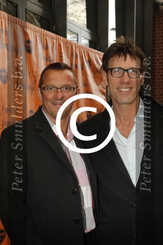 Amsterdam, 16 April 2012
Uitreiking Annie MG Smidt prijs in het Nieuwe LaMar theater
Hans Schiffers met partner
Foto Peter Smulders BV