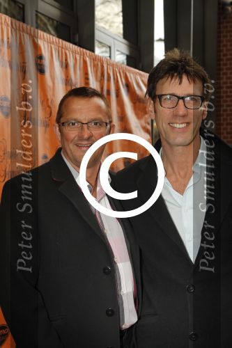 Amsterdam, 16 April 2012
Uitreiking Annie MG Smidt prijs in het Nieuwe LaMar theater
Hans Schiffers met partner
Foto Peter Smulders BV