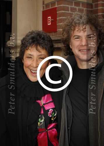 Amsterdam, 16 April 2012
Uitreiking Annie MG Smidt prijs in het Nieuwe LaMar theater
Heddy Lester met haar broer Fran Affolter
Foto Peter Smulders BV