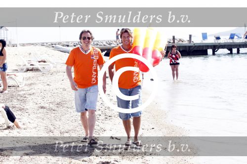 Bodrum Turkije 16 3n 17 april 2012
Muziekreis naar Bodrum met div artiesten waaronder Sieneke Marianne Weber Koos Alberts Gebroeders Ko Peter Beense Helemaal Hollands de piraten toppers Willem Barth Django Wagner Vinzzent Gino Graus Annie Schilder en Jan Keizer.
Peter Smulders bv