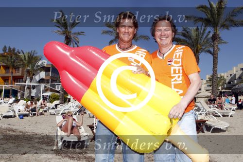 Bodrum Turkije 16 3n 17 april 2012
Muziekreis naar Bodrum met div artiesten waaronder Sieneke Marianne Weber Koos Alberts Gebroeders Ko Peter Beense Helemaal Hollands de piraten toppers Willem Barth Django Wagner Vinzzent Gino Graus Annie Schilder en Jan Keizer.
Peter Smulders bv
