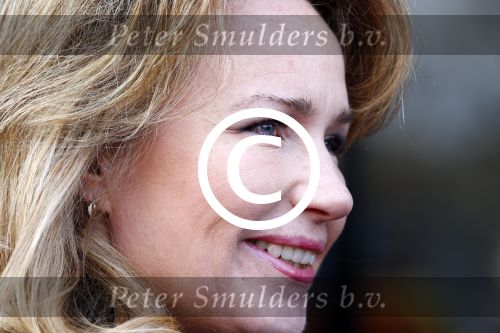 Zeist 1 april 2012
Premiere Dr Seuss in het Fiji theater in Zeist. Helga v leur met zoon
Peter Smulders bv