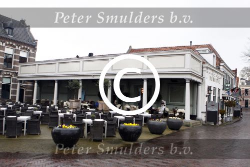 Volendam en Edam 13 april 2012
Simon Keizer en zijn vrouw Annemarie Hoek zijn vandaag in het geheim getrouwd in het stadhuis van Edam. Hotel l Auberge
Peter Smulders bv