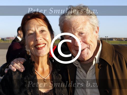 Leiden Valkenburg 25 maart 2012
500e voorstelling van Soldaat van oranje. Huib Rooymans met vrouw
Peter Smulders bv