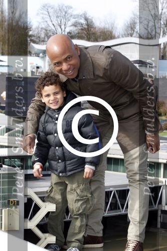 Scheveningen Den Haag 7 april 2012
Heropening Madurodam met oa aanwezig Humberto Tan met vrouw en kinderen Wendy v Dijk en Erland Galjaard met dochter Lizzy en Rob Geus met zijn dochter.
Peter Smulders bv