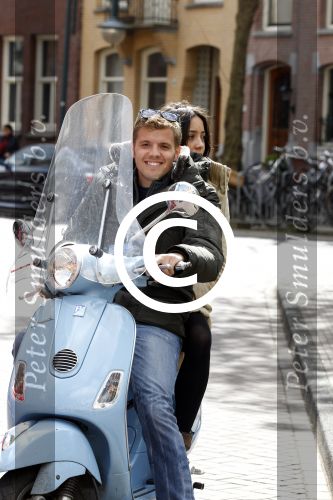 Amsterdam 14 april 2012
Jaap Reesema met vriendin op terras en op vespa scooter.
Peter Smulders bv