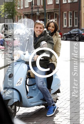 Amsterdam 14 april 2012
Jaap Reesema met vriendin op terras en op vespa scooter.
Peter Smulders bv