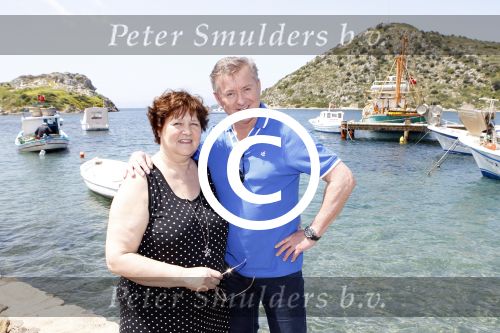 Bodrum Turkije 16 3n 17 april 2012
Muziekreis naar Bodrum met div artiesten waaronder Sieneke Marianne Weber Koos Alberts Gebroeders Ko Peter Beense Helemaal Hollands de piraten toppers Willem Barth Django Wagner Vinzzent Gino Graus Annie Schilder en Jan Keizer. Jan met zijn vrouw
Peter Smulders bv
