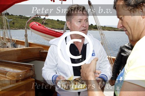 Bodrum Turkije 16 3n 17 april 2012
Muziekreis naar Bodrum met div artiesten waaronder Sieneke Marianne Weber Koos Alberts Gebroeders Ko Peter Beense Helemaal Hollands de piraten toppers Willem Barth Django Wagner Vinzzent Gino Graus Annie Schilder en Jan Keizer.
Peter Smulders bv
