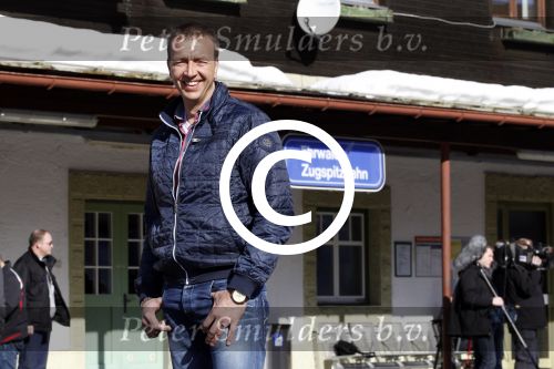 Lermoos Oostenrijk 20 en 21 maart 2012
Van der Valk ski reis met als artiesten oa Frans Bauer Willem Barth Jannes Rene Schuurmans en Grat Damen.
Peter Smulders bv