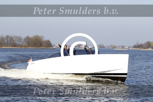 Loosdrecht 22 maart 2012
Gerard Joling Jeroen v d Boom en Rene Froger op von Dutch boot bij presentatie bij het witte huis van hun Toppers concerten in de arena.
Peter Smulders bv