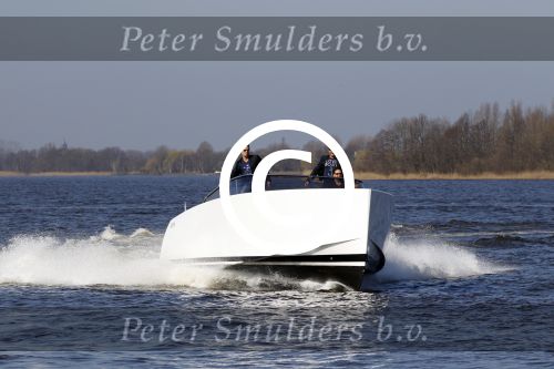 Loosdrecht 22 maart 2012
Gerard Joling Jeroen v d Boom en Rene Froger op von Dutch boot bij presentatie bij het witte huis van hun Toppers concerten in de arena.
Peter Smulders bv