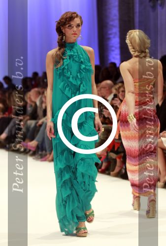 Amsterdam 19 maart 2012
Modeshow Jos v Raak in westergasfabriek met div Bn ers Kim Feenstra
Peter Smulders bv