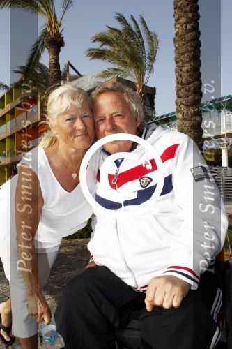 Bodrum Turkije 16 3n 17 april 2012
Muziekreis naar Bodrum met div artiesten waaronder Sieneke Marianne Weber Koos Alberts Gebroeders Ko Peter Beense Helemaal Hollands de piraten toppers Willem Barth Django Wagner Vinzzent Gino Graus Annie Schilder en Jan Keizer. Koos en Joke Alberts
Peter Smulders bv