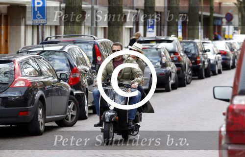 Amsterdam 14 april 2012
De eerste foto\'s van Lieke v Lexmond met haar nieuwe vriend Jurriaan Oerlemans.
Peter Smulders bv
