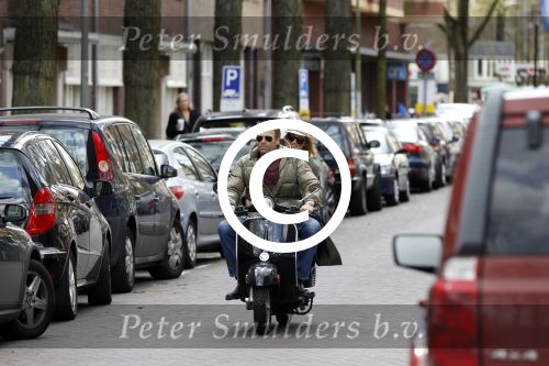 Amsterdam 14 april 2012
De eerste foto\'s van Lieke v Lexmond met haar nieuwe vriend Jurriaan Oerlemans.
Peter Smulders bv