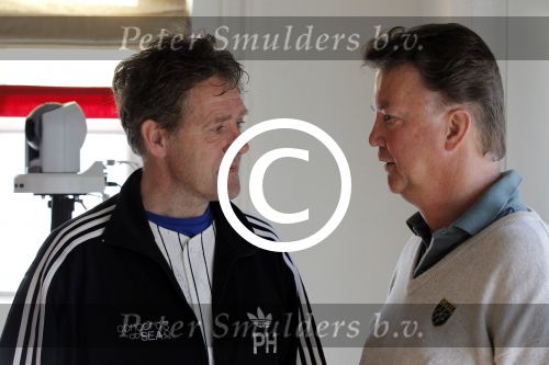 Spaarnwoude 23 maart 2012
Golfwedstrijd voor spieren voor spieren met oa Louis v Gaal.
Peter Smulders bv