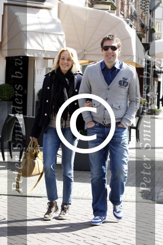 Amsterdam 11 april 2012
Henk en Marianne Timmer doen boodschappen voor hun bruiloft die binnenkort plaats vindt.
Peter Smulders bv