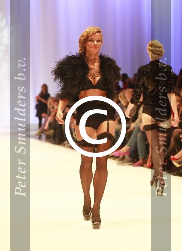 Amsterdam 19 maart 2012
Modeshow Jos v Raak in westergasfabriek met div Bn ers
Peter Smulders bv