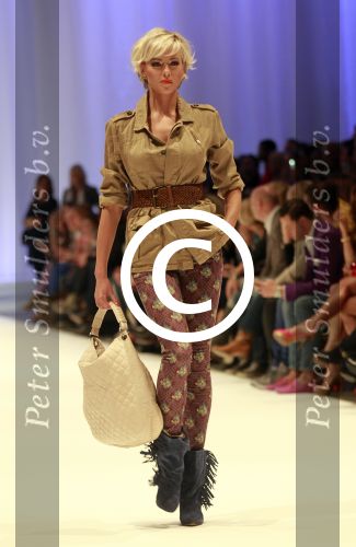 Amsterdam 19 maart 2012
Modeshow Jos v Raak in westergasfabriek met div Bn ers
Peter Smulders bv