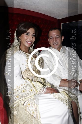 Amsterdam 5 april 2012
Najib Amhali en zijn vrouw Niama Elbhari trouwen bij het scheepvaartmuseum.
Peter Smulders bv