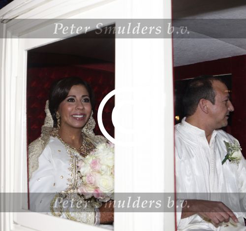 Amsterdam 5 april 2012
Najib Amhali en zijn vrouw Niama Elbhari trouwen bij het scheepvaartmuseum.
Peter Smulders bv