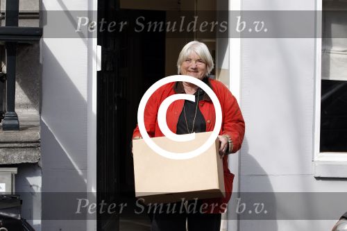 Amsterdam 29 maart 2012
Nelly Frijda aan het verhuizen samen met vrienden en haar dochter.
Peter Smulders bv