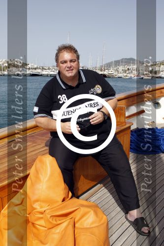 Bodrum Turkije 16 3n 17 april 2012
Muziekreis naar Bodrum met div artiesten waaronder Sieneke Marianne Weber Koos Alberts Gebroeders Ko Peter Beense Helemaal Hollands de piraten toppers Willem Barth Django Wagner Vinzzent Gino Graus Annie Schilder en Jan Keizer.
Peter Smulders bv