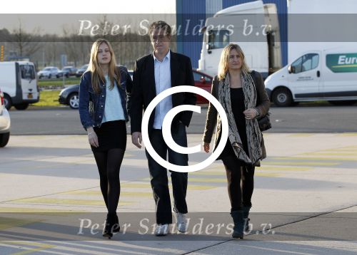 Leiden Valkenburg 25 maart 2012
500e voorstelling van Soldaat van oranje. Peter Heerschop met vrouw en dochter
Peter Smulders bv