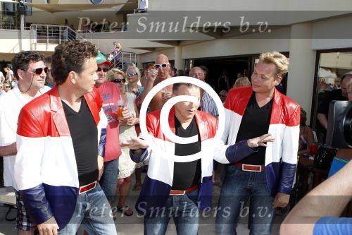 Bodrum Turkije 16 3n 17 april 2012
Muziekreis naar Bodrum met div artiesten waaronder Sieneke Marianne Weber Koos Alberts Gebroeders Ko Peter Beense Helemaal Hollands de piraten toppers Willem Barth Django Wagner Vinzzent Gino Graus Annie Schilder en Jan Keizer.
Peter Smulders bv