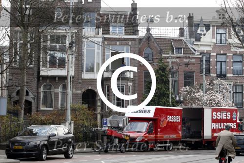 Amsterdam 3 april 2012
Nieuwe bewoners verhuizen naar het pand/huis van Prins Bernhard jr
Peter Smulders bv