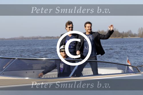 Loosdrecht 22 maart 2012
Gerard Joling Jeroen v d Boom en Rene Froger op von Dutch boot bij presentatie bij het witte huis van hun Toppers concerten in de arena.
Peter Smulders bv