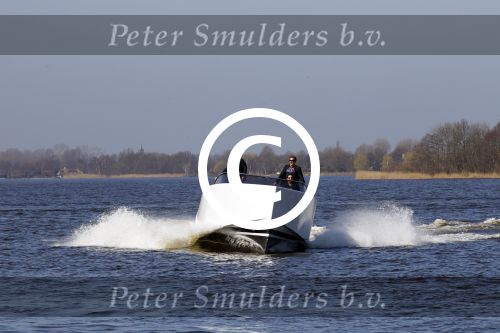 Loosdrecht 22 maart 2012
Gerard Joling Jeroen v d Boom en Rene Froger op von Dutch boot bij presentatie bij het witte huis van hun Toppers concerten in de arena.
Peter Smulders bv