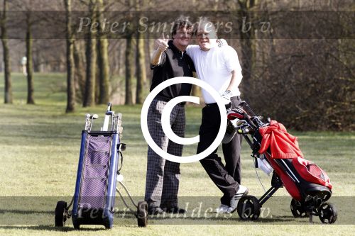 Spaarnwoude 23 maart 2012
Golfwedstrijd voor spieren voor spieren met oa Louis v Gaal. Myrna Goossen Rene v d Kerkhof en Albert West
Peter Smulders bv