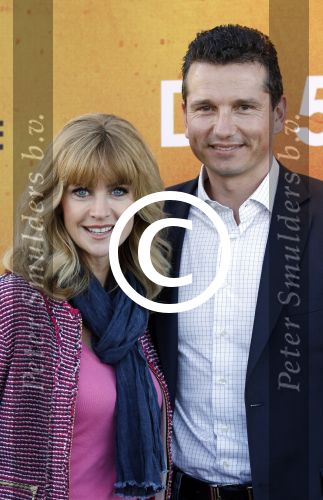 Leiden Valkenburg 25 maart 2012
500e voorstelling van Soldaat van oranje. Richard Krajicek en Daphne Deckers met kinderen
Peter Smulders bv